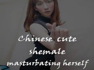 Pleasant číňan abbykitty masturbace enticing show-2